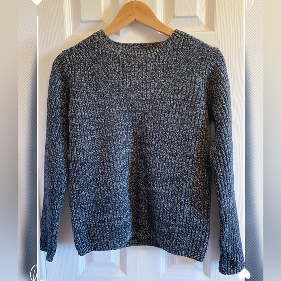 Club Monaco | Black heavy knit crew neck wool sweater with white flecks - Picture 2 of 8